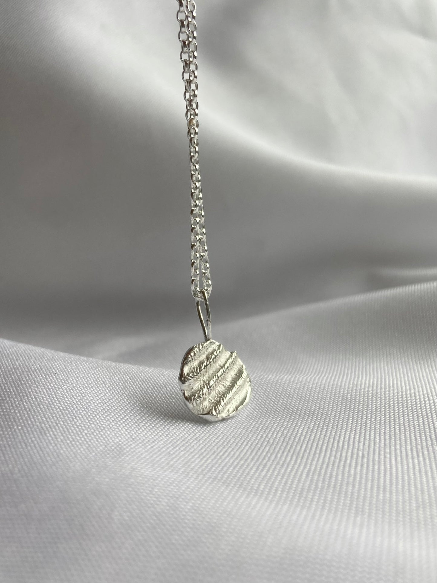 Shell Textured Necklace