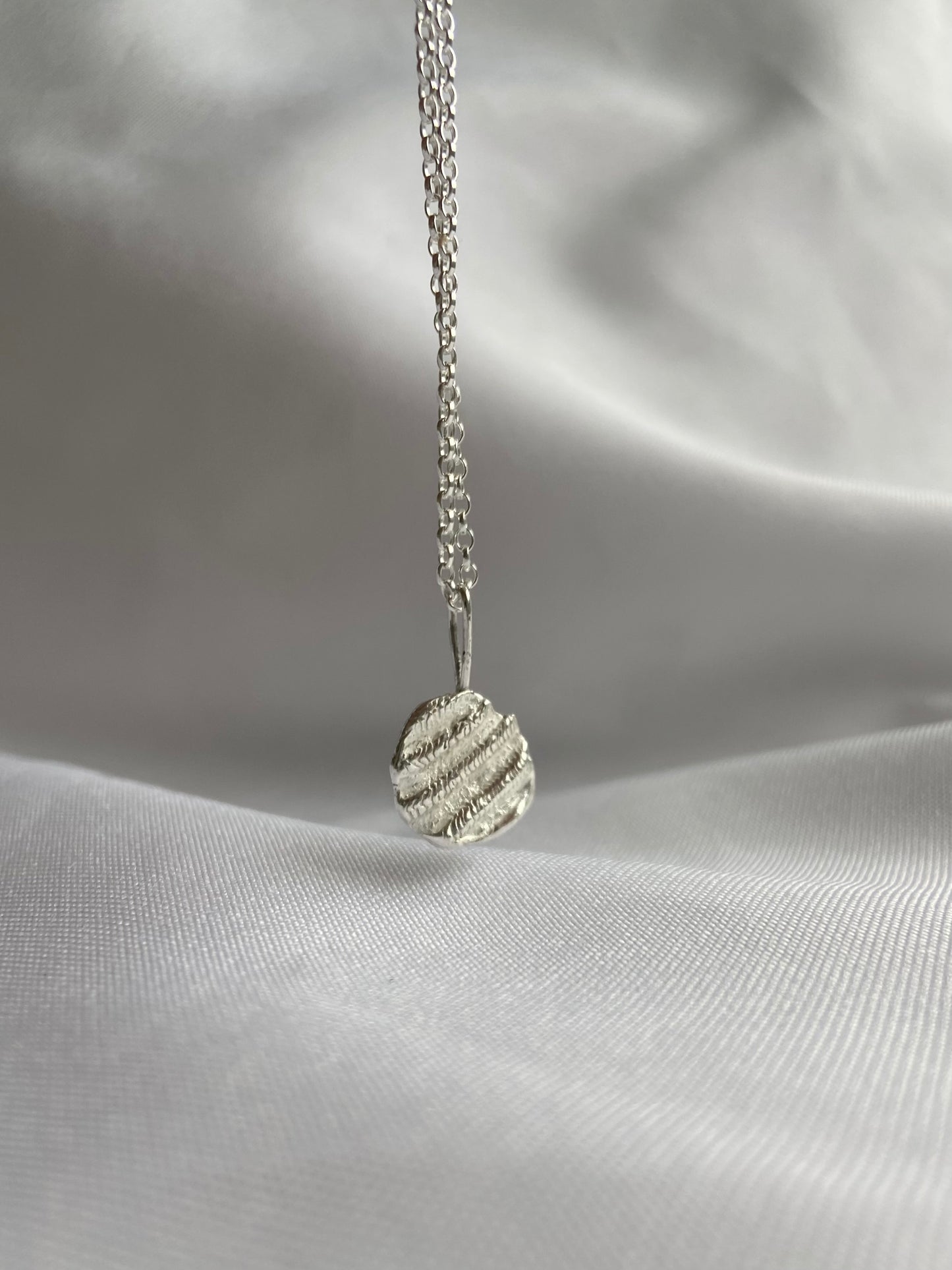 Shell Textured Necklace