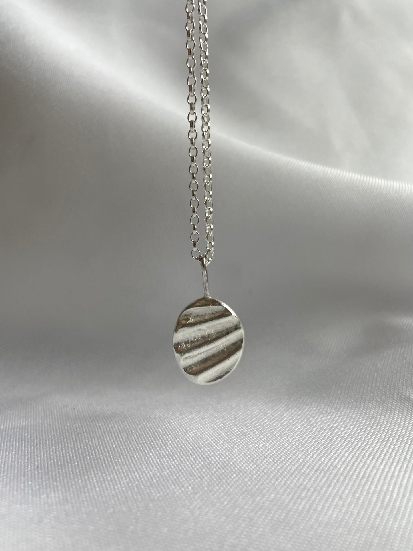 Shell Textured Necklace